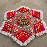 Karpet Rangoli Pom Pom Bentuk Bintang Buatan Tangan Warna Pink Oranye Putih Hiasan Cermin Mutiara untuk Diwali Pernikahan Puja Lantai