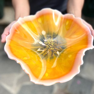 Grande corbeille à fruits décorative en résine, faite à la main, orange et jaune - Product Image 3