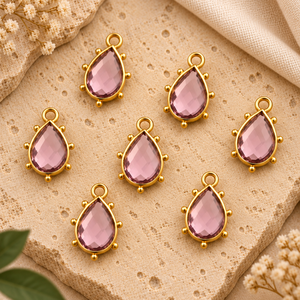 Collier pendentif Shyama Gems en laiton plaqué or 14K/18K avec pierre précieuse améthyste rose facettée en forme de goutte, bijou fantaisie - Product Image 1