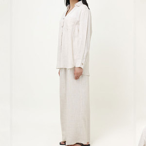 Ensemble coordonné doux pour femme, confortable et conçu pour un confort quotidien avec une coupe fluide et décontractée - Product Image 3