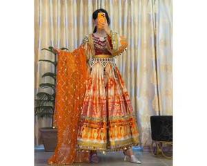 Robe afghane moderne pour soirée, en soie orange, avec dupatta orné de sequins et de miroirs, style contemporain Perahan Tunban, tenue afghane festive - Product Image 5