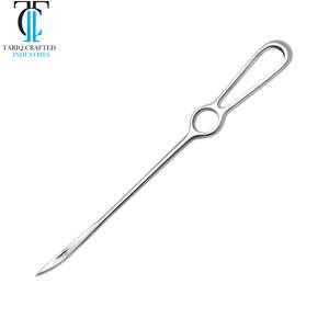 Aguja de sutura Buhner para animales grandes, herramientas quirúrgicas veterinarias, TARIQ CRAFTED INDUSTRIES - Product Image 1