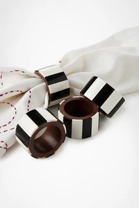 Anneau de serviette classique en résine et bois, en stock pour les occasions festives, respectueux de l'environnement - Product Image 4