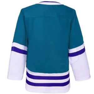 Camiseta de Hockey sobre Hielo para Hombres, Mujeres y Jóvenes Diseñada para Brindar Comodidad, Durabilidad e Identidad de Equipo - Product Image 2