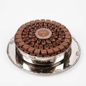 Luxury <b>Assorted</b> <b>Chocolate</b> Gift Bowl Premium Multi Flavor Sweets Platter For Eid Ramadan Party Holiday Catering Wholesale Supply - Product Image 3