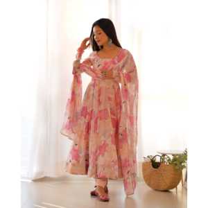 Hermoso Conjunto de Vestido Anarkali Talla XS y Dupatta con Estampado Floral para Fiestas para Mujer - Product Image 6