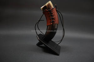 Grand klaxon à boire Viking personnalisé avec support Corne de buffle en agate polie à la main et personnalisée pour les boissons - Product Image 2