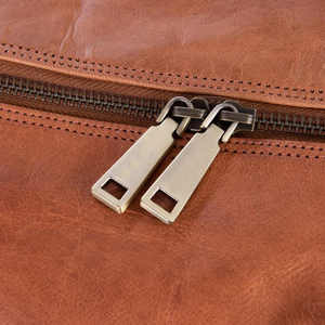 Bolsa de Viaje de Cuero Genuino a la Moda, Impermeable, con Correa de Transporte Ajustable, Multifuncional, para Exteriores - Product Image 6