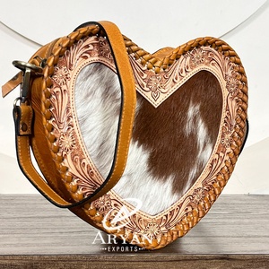 Bolso de Hombro de Cuero Vacuno con Cremallera y Gran Capacidad para Mujer, Bolso de Hombro Individual en Forma de Corazón de Cuero Genuino - Product Image 1