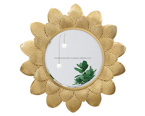 กระจกตกแต่งบ้านหรูหราสไตล์ทองคำ ลดราคาพิเศษ รูปทรงดอกไม้ ดีไซน์สร้างสรรค์ ทำจากโลหะ - Product Image 2