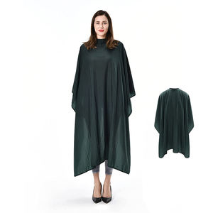 Capes de barbier unisexes en nylon et polyester pour la coupe de cheveux en salon - Product Image 1