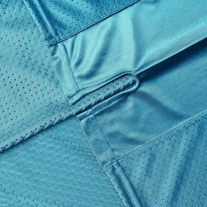 Service OEM, Maillot de football fabriqué au Pakistan, Uniforme de haute qualité 100% polyester respirant, Short imprimé uni sur le devant - Product Image 5