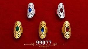 แหวนค็อกเทลทรงดอกไม้ลายฉลุเงินแท้ชุบ 925 ประดับเพชรซิร์คอน ดีไซน์ทันสมัยจาก MOLL JEWELLERS เหมาะสำหรับงานปาร์ตี้สำหรับผู้หญิง - Product Image 2