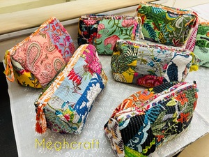 Women's Multi-Functional Quilted Patchwork <b>Makeup</b> <b>Organizer</b> Bag Wholesale Cotton Cosmetic Pouch Zipper Stylish Bulk Export - Product Image 2