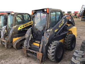 Cargadora Compacta L228 2016 con Cabina Cerrada, Máquina de Construcción de Alto Rendimiento - Product Image 3