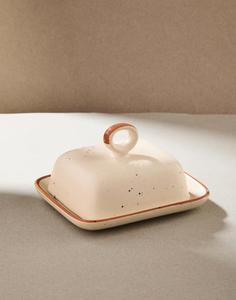 Mantequillera Minimalista con Tapa de Agarre y Acabado Glaseado, Bandeja Compacta para Servir, Elegante Soporte para Guardar Mantequilla en la Encimera de la Cocina - Product Image 1