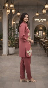Traje de novia de georgette de diseñador para mujer con bordados elaborados y cancan - Product Image 4