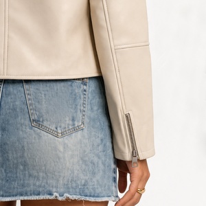 Chaqueta Bomber de Cuero Personalizada con Cremallera, Unisex, Peso Medio, Cuello Vuelto, Ribete Acanalado, Resistente al Viento e Impermeable - Product Image 5