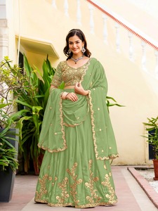 Conjunto de Lehenga Choli semicompuesto de seda Rangoli verde marino para mujer con dupatta bordada - Product Image 1