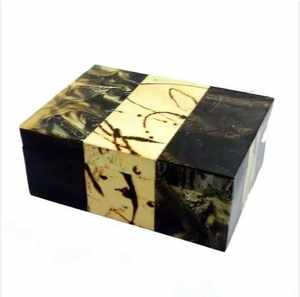 Boîte de rangement en bois artisanale exquise avec incrustation de os, organiseur de luxe pour bijoux et accessoires, usage domestique - Product Image 5