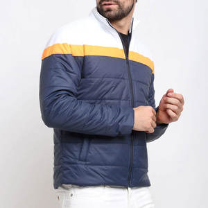 Chaqueta de Invierno Acolchada Ligera de Poliéster con Logotipo Personalizado, Chaqueta Bomber Cálida para Hombre, Última Tendencia en Moda - Product Image 3