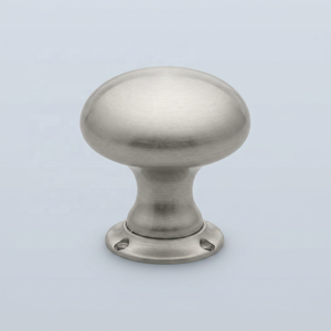 Poignée de meuble ronde en bronze finition antique, poignée de meuble traditionnelle durable pour cuisine, tiroir de commode, anti-rouille - Product Image 3