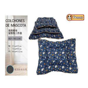 Set Cuccia per Animali Yommy, Tappetino in Cotone per Cani M L XL, Impermeabile con Fondo Antiscivolo - Product Image 1