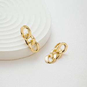 Encantadores pendientes de oro amarillo con diamantes para mujer, diseño minimalista y elegante, regalo para bodas, compromisos, aniversarios y fiestas - Product Image 5