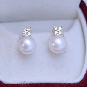 Freshwater 10-11mm White Strong Light Pearl <b>Stud</b> <b>Earrings</b> for Women S925 Silver Korean Edition <b>Fine</b> Flaws - Product Image 1