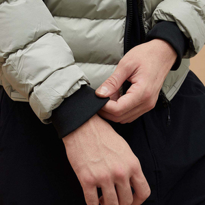 Blouson matelassé moto décontracté coupe ajustée pour homme, gris clair, col rabattable, fermeture éclair, coupe-vent, toile, rembourrage polyester, automne - Product Image 4