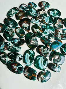 หินคริสโซโคลลาทรงหลวมเกรด AAA อัญมณีธรรมชาติสำหรับการทำเครื่องประดับพร้อมขาย - Product Image 4