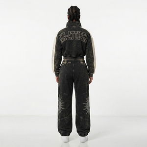 Conjunto de chándal de dos piezas para mujer: Chaqueta corta con cremallera y lavado ácido y pantalones de chándal de pierna ancha - Product Image 2