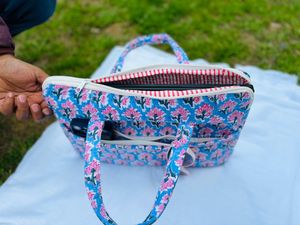 Bolso acolchado artesanal para portátil con asas de tela, bolso de transporte estampado para mujer, funda ligera acolchada para computadora, regalo de viaje para oficina. - Product Image 2