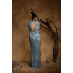 Vestido de Sirena de Lujo con Adornos Hechos a Mano, Lentejuelas y Cuentas de Diseñador |   Vestido de Noche para Mujer |   Ropa Elegante para Bodas en la Playa, Ropa Formal para Resort - Product Image 2