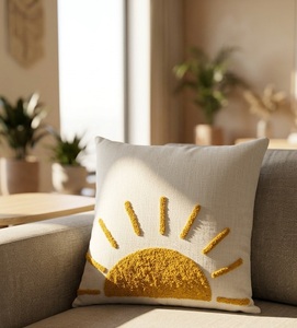 Funda de Cojín Cuadrada con Motivo de Amanecer, Hecha a Mano y con Técnica Tufted, en Crema y Amarillo, Proveedor Mayorista Directo de Fábrica - Product Image 6