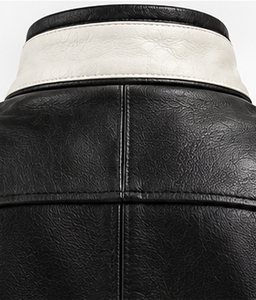 Chaleco de cuero para hombre en blanco y negro con cuello alto y cierre de cremallera. - Product Image 2