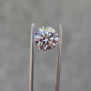 Fournisseur en gros de diamants synthétiques cultivés en laboratoire, certifiés IGI, 2 carats, couleur E, clarté VVS2, type 2A, ronds, CVD HPHT - Product Image 2
