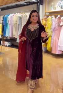 Nouveau designer femmes lourd viscose velours Salwar Kameez ensemble fête porter Kurti pantalon avec taille naturelle prix de gros - Product Image 4