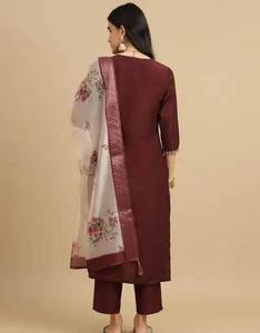 Conjunto de Kurta, Pantalón y Dupatta de Rayón para Mujer, Moderno, para Fiestas, Bodas, Verano e Invierno, Bordado, Manga Tres Cuartos, Completo - Product Image 4