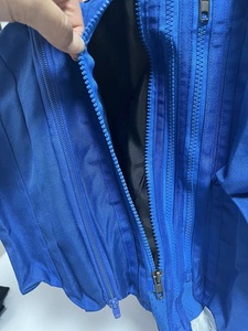 เสื้อกั๊กนิรภัยโพลีเอสเตอร์สะท้อนแสงแบบมีซิป กระเป๋าอเนกประสงค์ เสื้อผ้าเพื่อความปลอดภัย ชุดยูนิฟอร์มเจ้าหน้าที่ทางการแพทย์ - Product Image 2