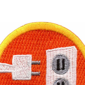 Écussons et badges brodés personnalisés professionnels, durables, en PVC, à coudre, en tissu sergé, broderie machine, logos, service OEM - Product Image 3