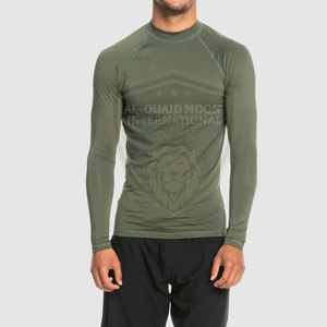 Nouvelle Arrivée : Rash Guards Homme Personnalisés Légers – Vente en Gros - Product Image 4