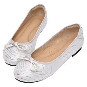 Zapatos Planos de Ballet de Cuero Genuino Beige para Mujer Ann's, con Detalle de Lazo, Acolchados, Punta Redonda, Cómodos, Casuales, Sin Cordones - Product Image 1