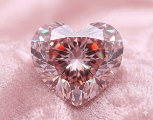 เพชรรูปหัวใจสีชมพูแฟนซี VVS1 ที่ได้รับการรับรองจาก GIA ผลิตในห้องปฏิบัติการ - Product Image 1