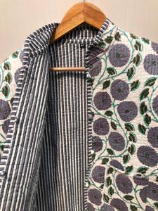 Veste matelassée en coton à motifs floraux, style bohème, imprimée au bloc, à manches courtes, avec liens à nouer sur le devant, sans manches, cadeau d'hiver pour demoiselle d'honneur - Product Image 3