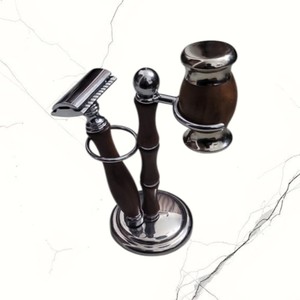 KOUNAIN Ensemble de Rasage Professionnel pour Salon de Barbier : Brosse à Raser, Support de Rasoir, Rasoir de Sécurité à Lame Unique avec Manche en Acier Inoxydable pour le Visage - Product Image 2