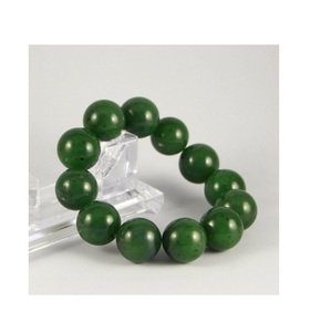 Bracelet en résine de qualité supérieure avec un design artistique moderne, accessoire de mode pour femmes, collection de bijoux de luxe - Product Image 1