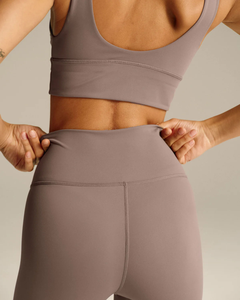 Conjunto de Yoga para Mujer sin Costuras, Ropa Deportiva de Nailon Elástico y Suave, Conjunto de Yoga Premium para Mujer, Transpirable - Product Image 3