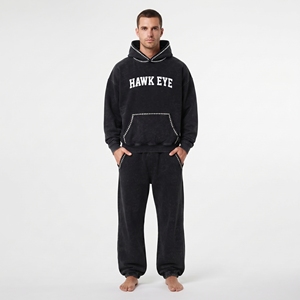 Conjunto Deportivo Negro para Hombre de Alta Calidad con Lavado Ácido, Sudadera de Manga Larga y Pantalón Casual, con Logotipo Frontal Bordado Personalizado - Product Image 1