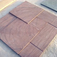 J. Dalles et carreaux en pierre naturelle de grès rouge durable pour l'architecture de style patrimonial
